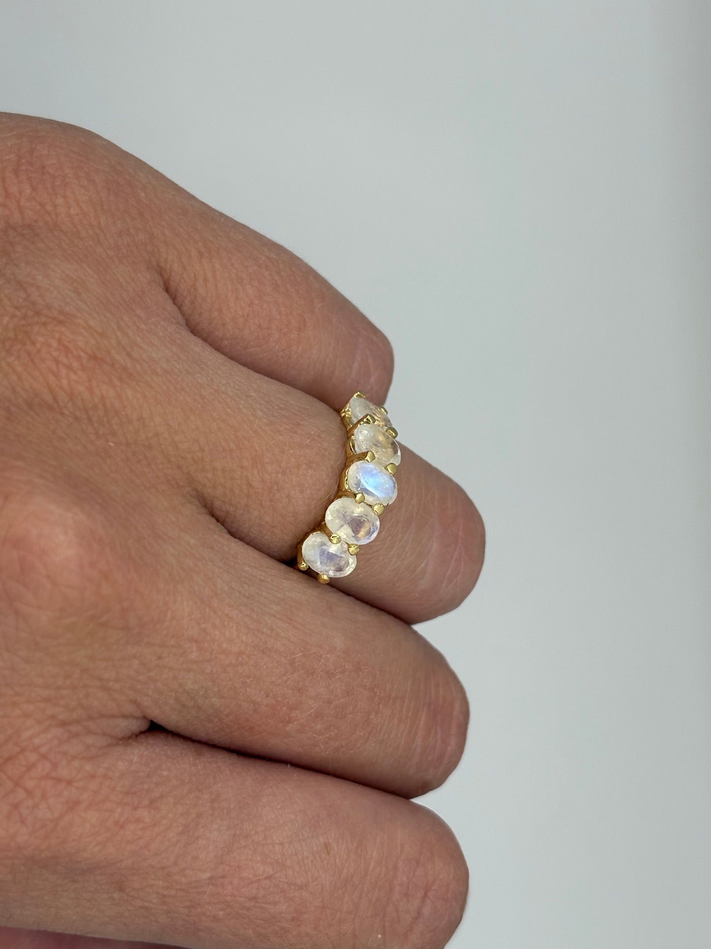 Moonstones Ovales