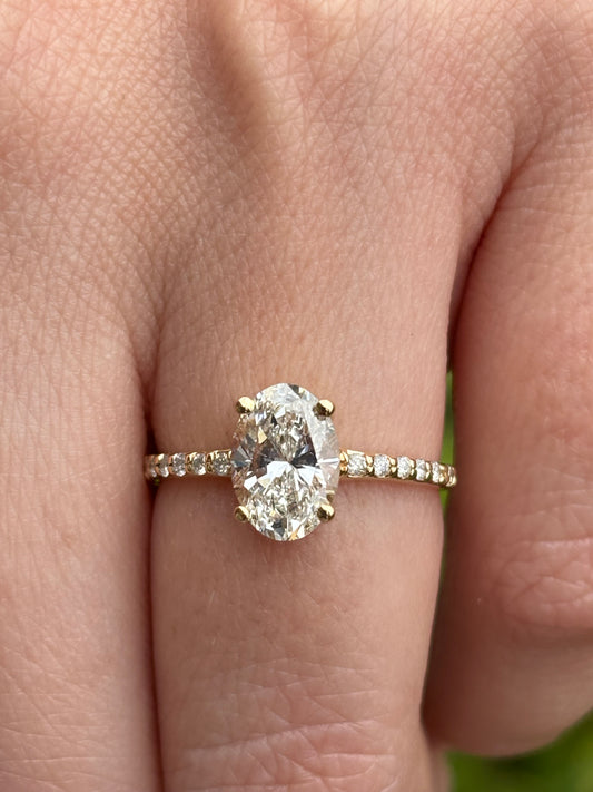 Solitario Oval 1.5 CTs