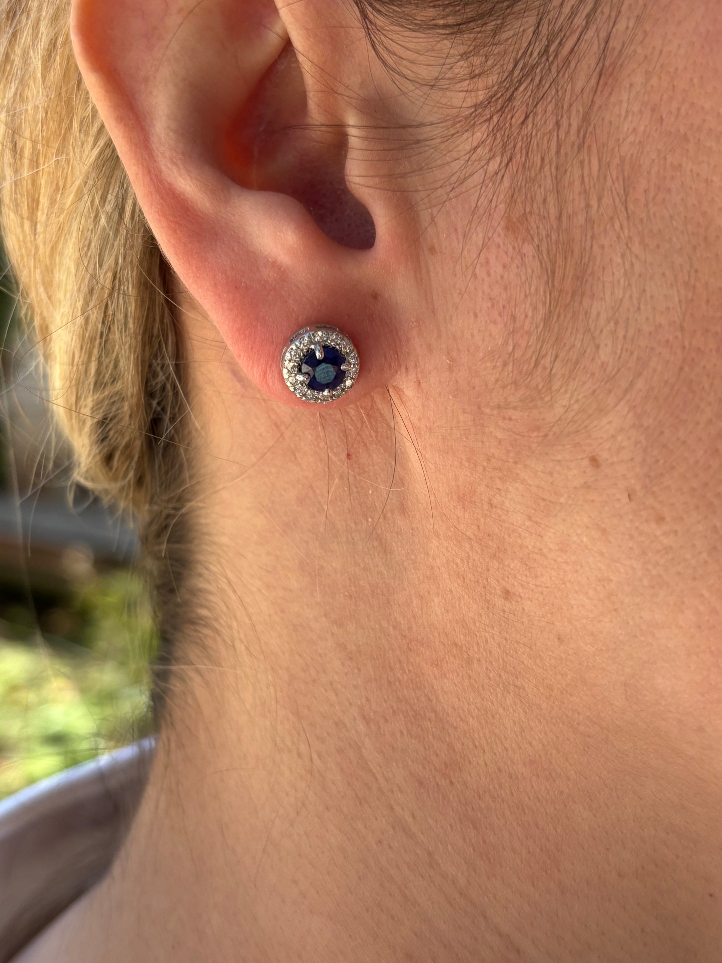 Aretes Zafiro con Halo