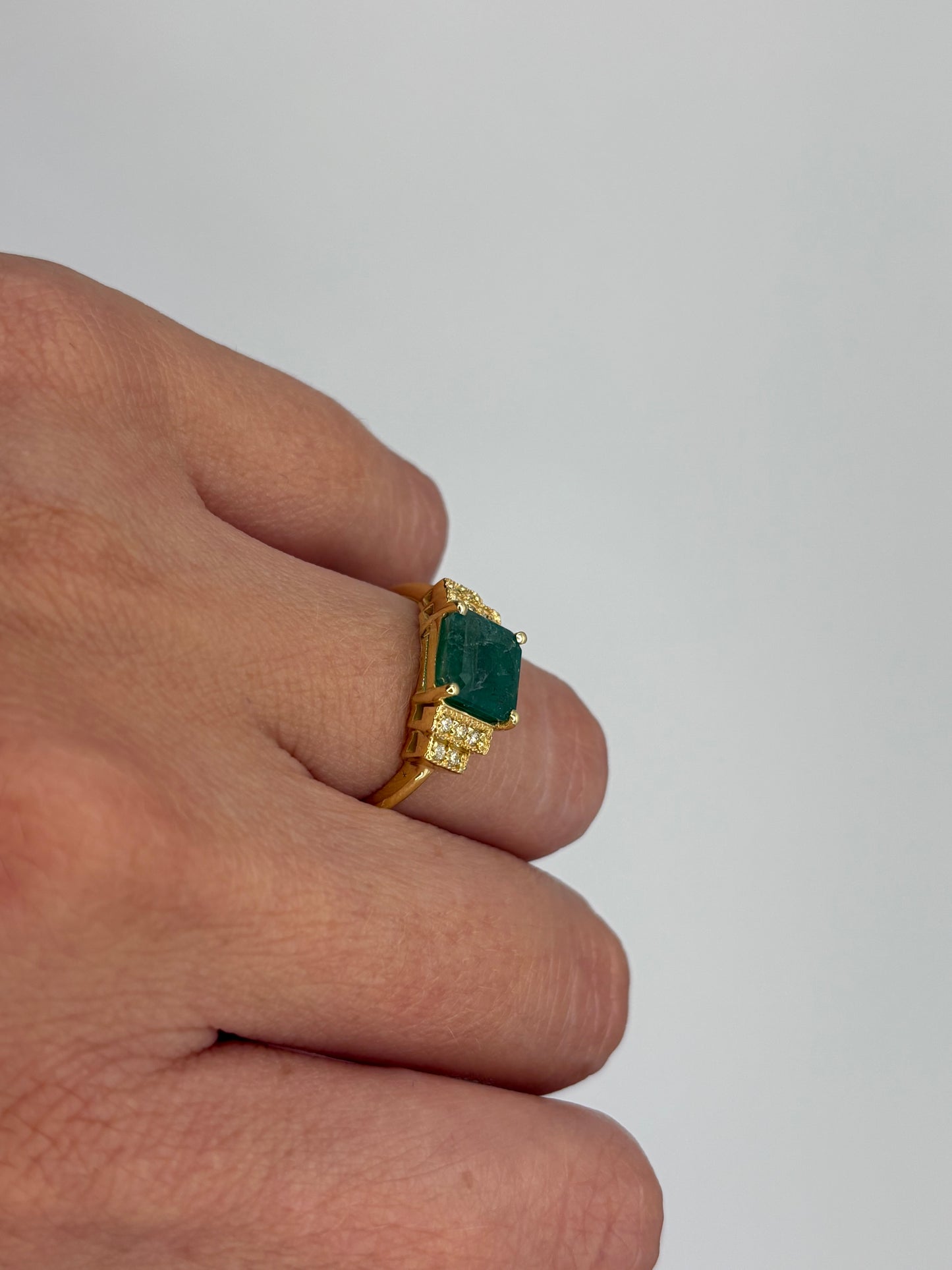 Anillo Taormina
