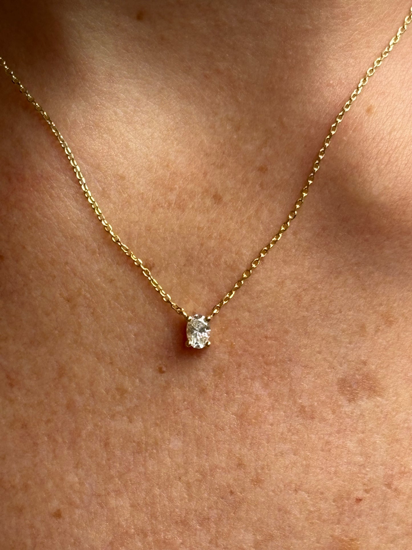 Collar diamante oval .20