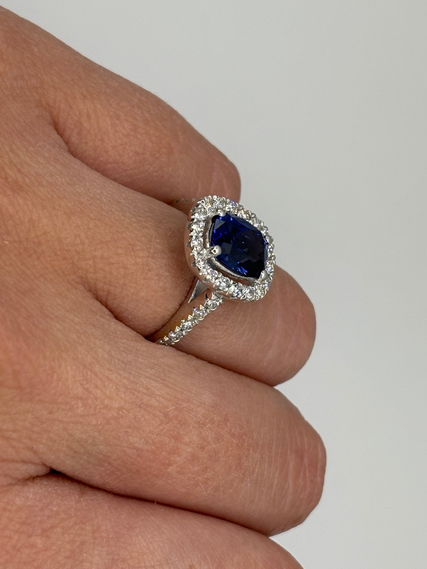 Anillo Francesca