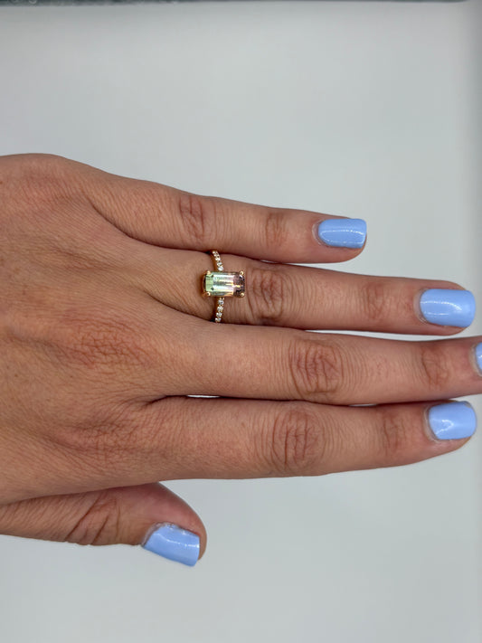 Anillo Turmalina Sandia con Pave