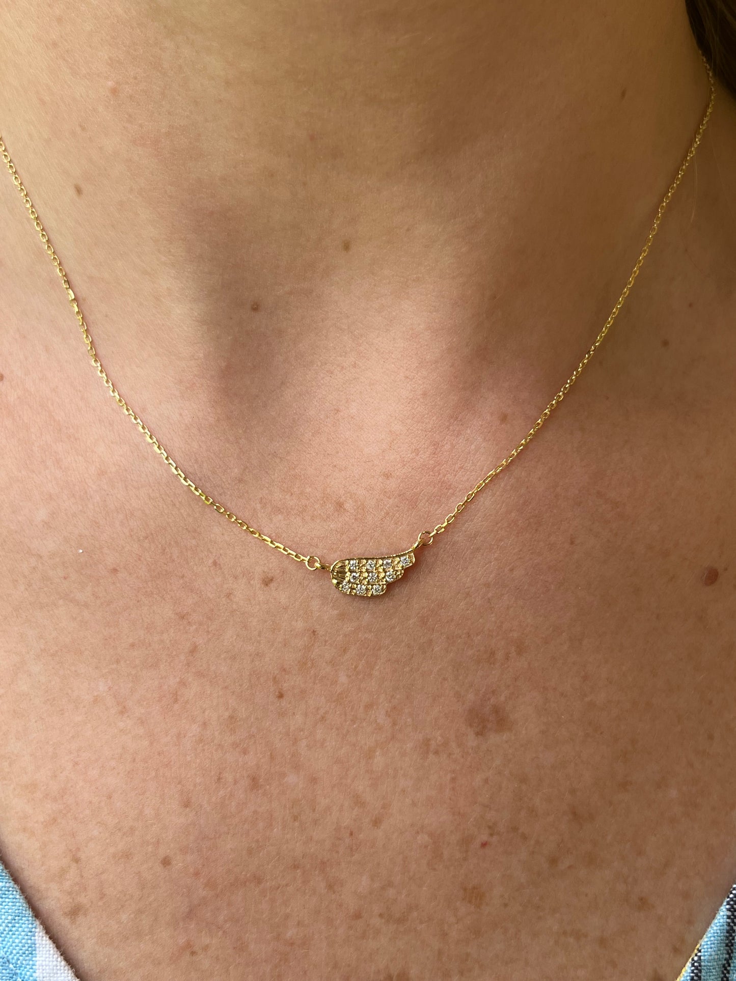 Collar Diamond Wing