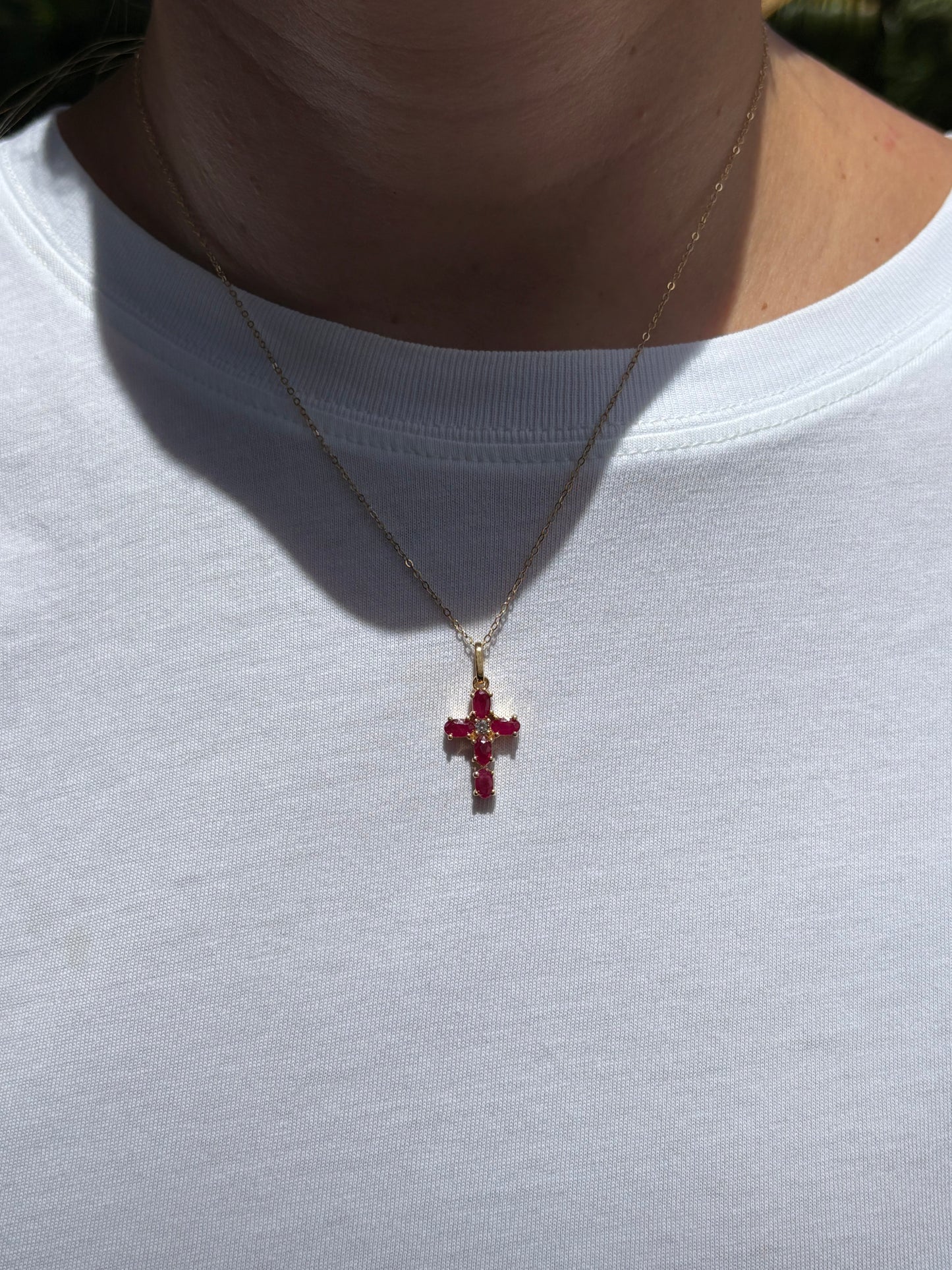 Cruz de Rubíes