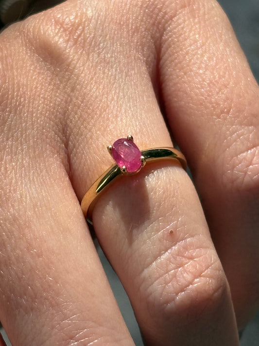Birthstone Rubí