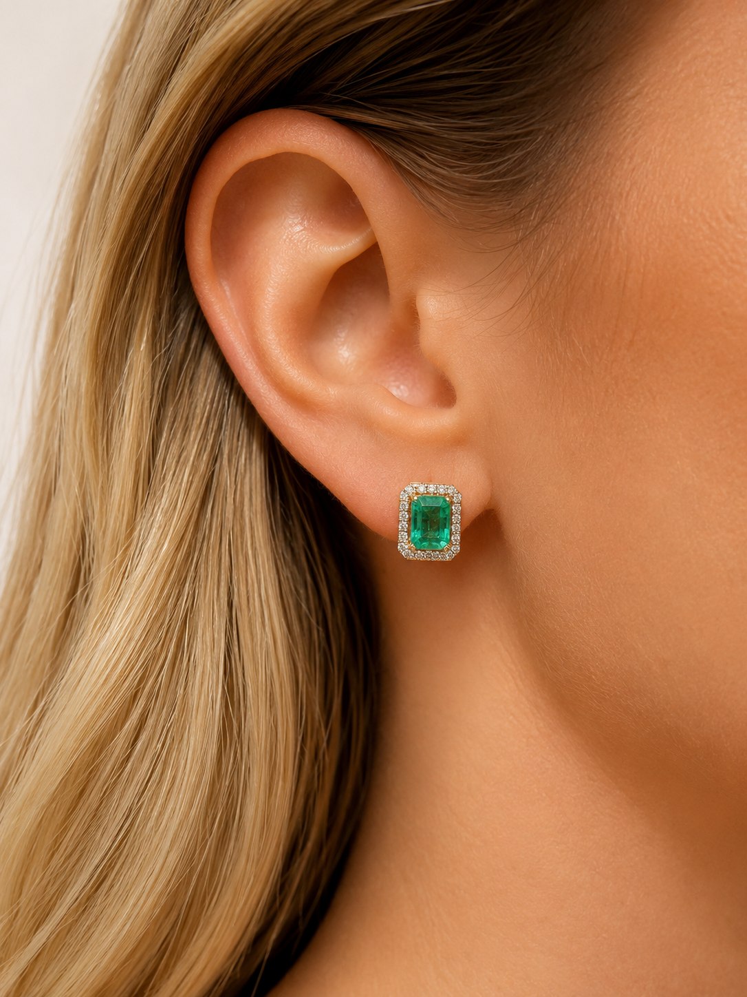 Aretes Esmeralda con Halo Desarmables