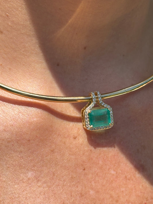 Collar Omega Esmeralda