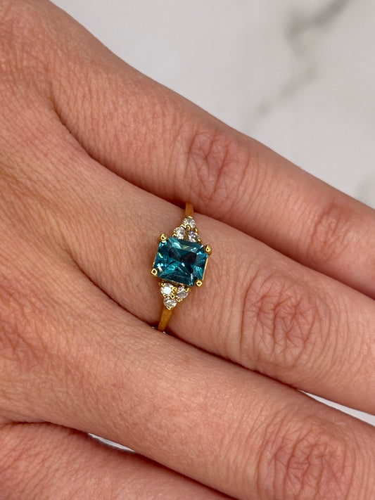 Anillo Apatita