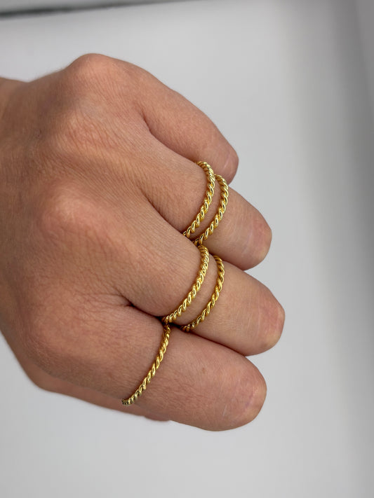 Anillo Torcido