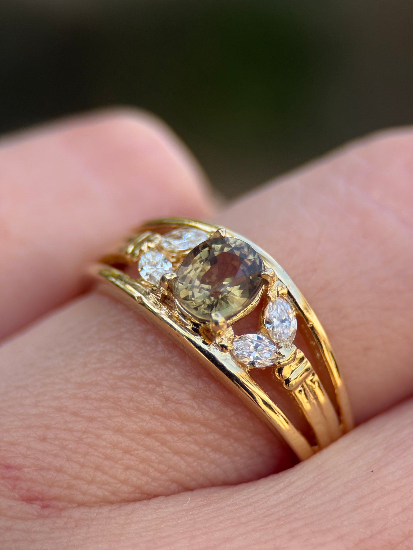 Anillo Serenitá