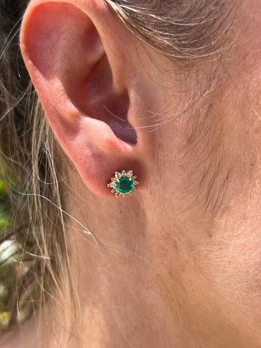 Aretes Flor Esmeralda