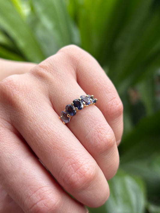 Anillo Iolitas