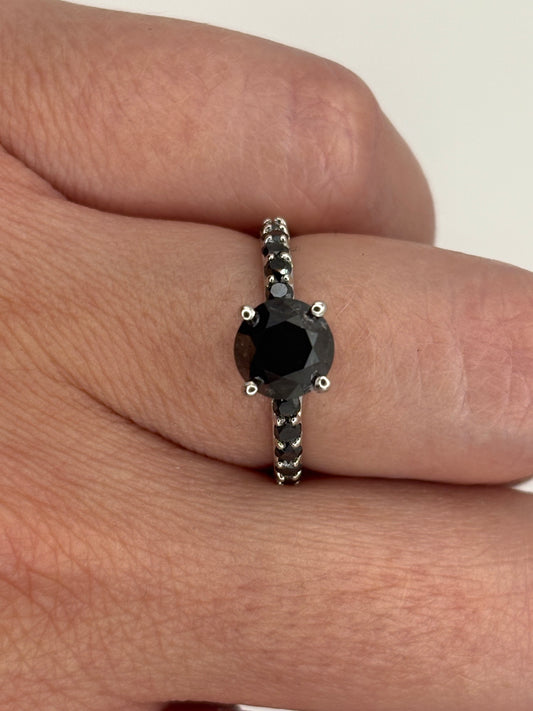 Anillo Nero