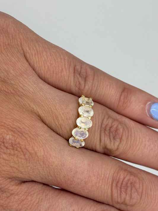 Moonstones Ovales