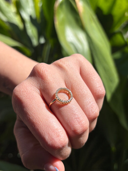 Anillo Círculo de Diamantes