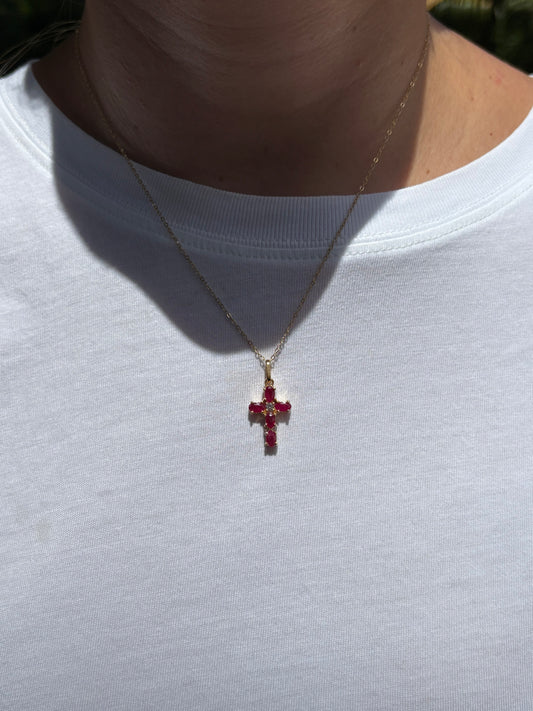 Cruz de Rubíes