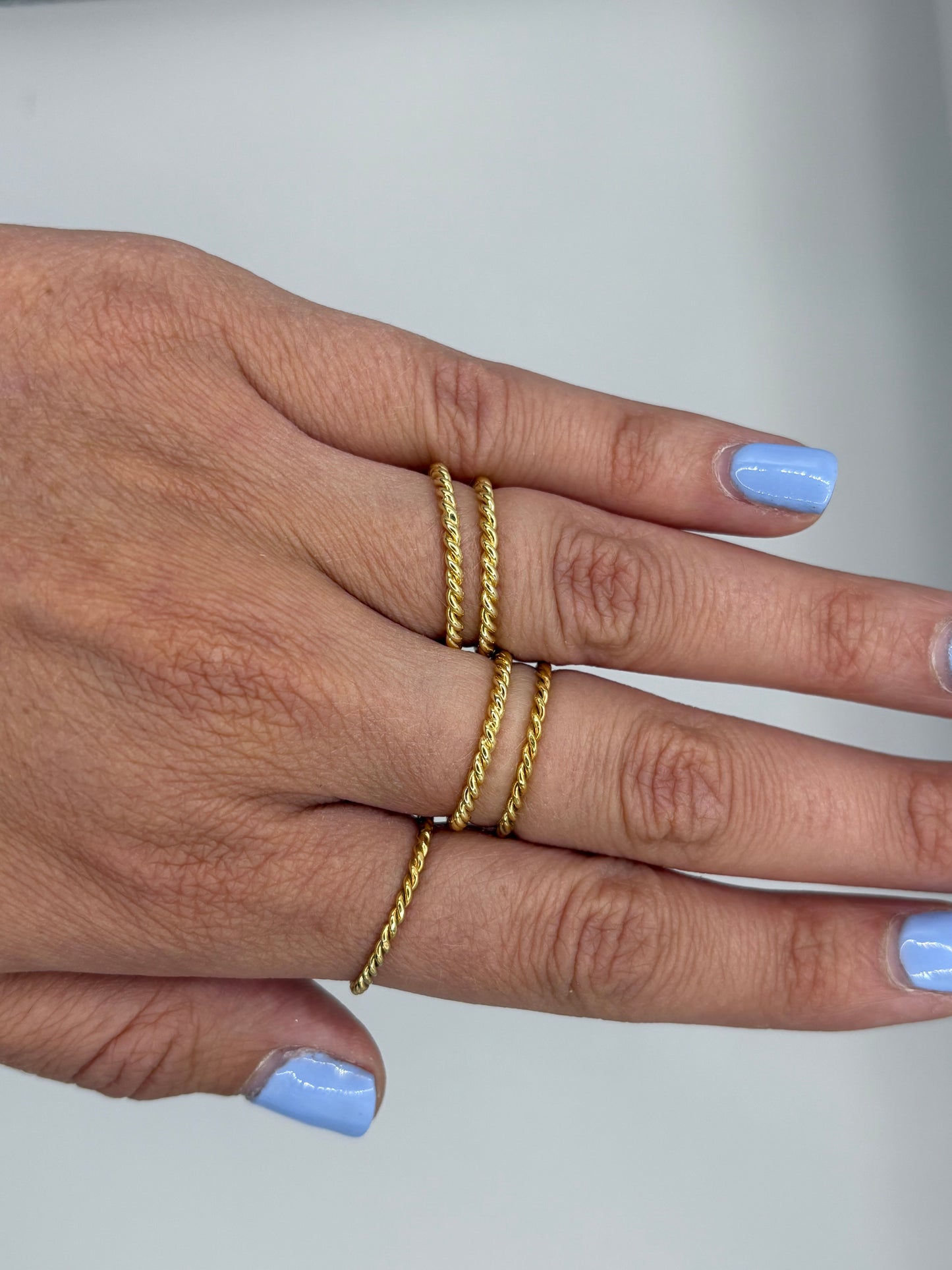 Anillo Torcido