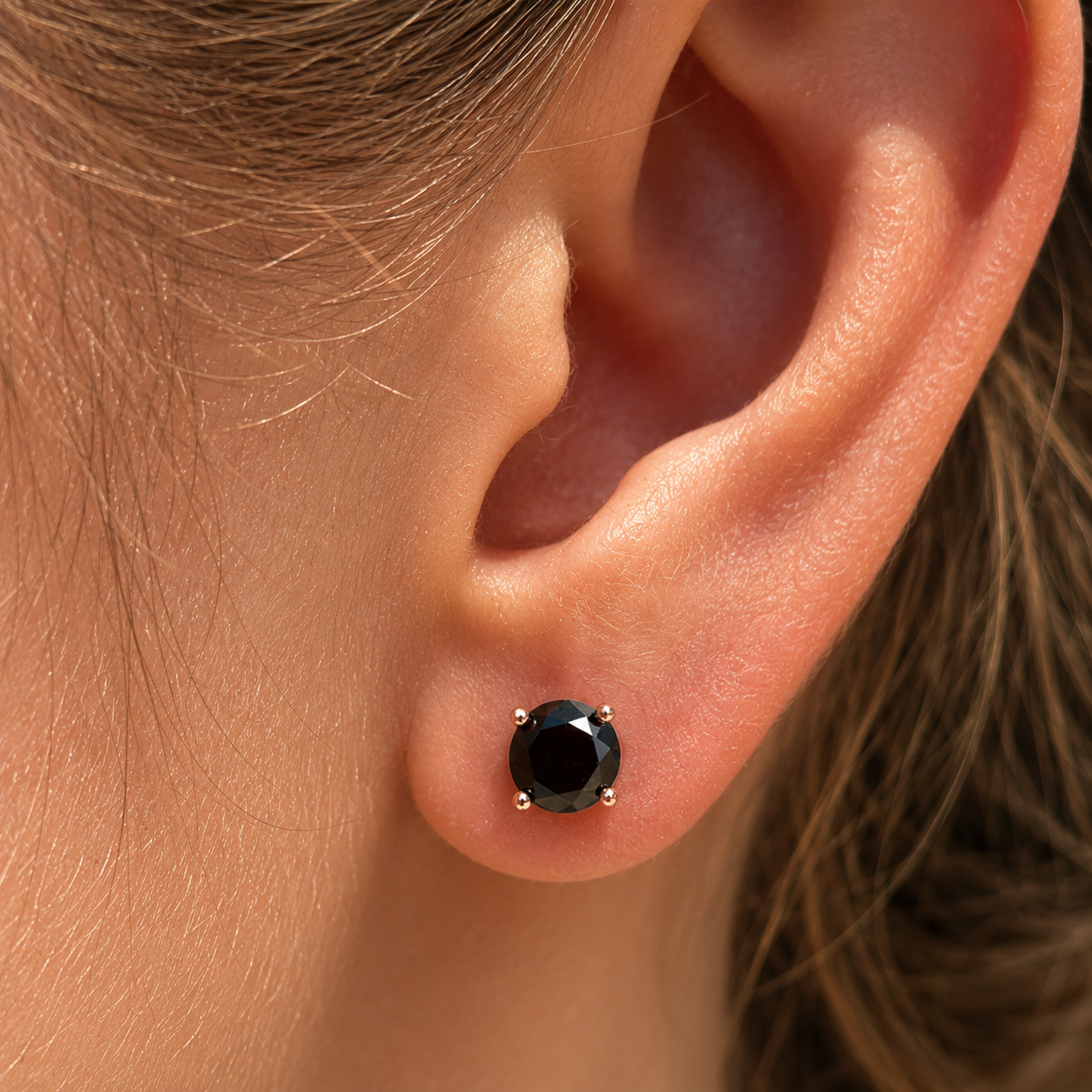 Broqueles Negros 1.5 Cts c/u