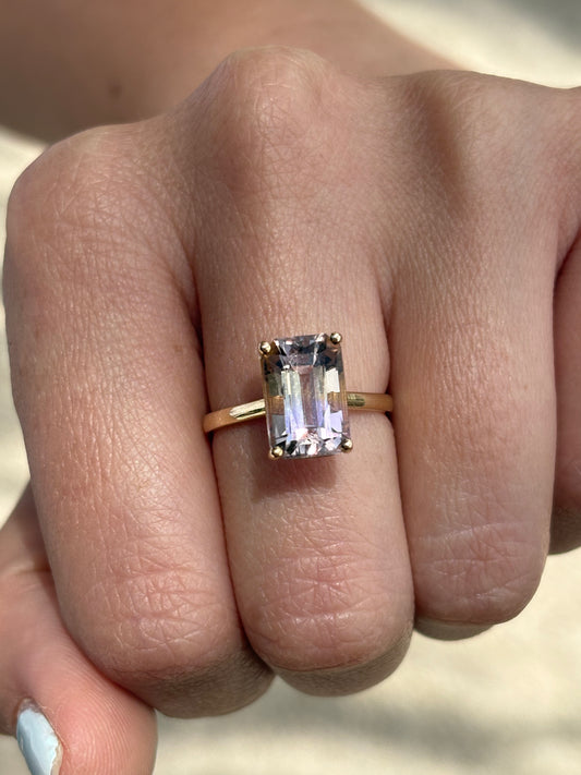 Anillo Ametrino