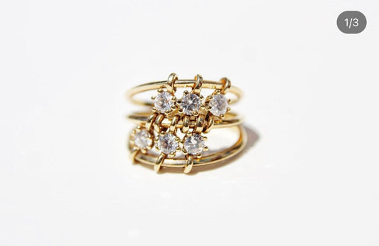 Anillo Fiorella